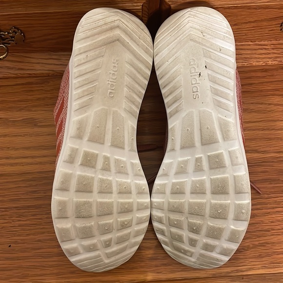 Adidas Tennis Shoes - Picture 9 of 9